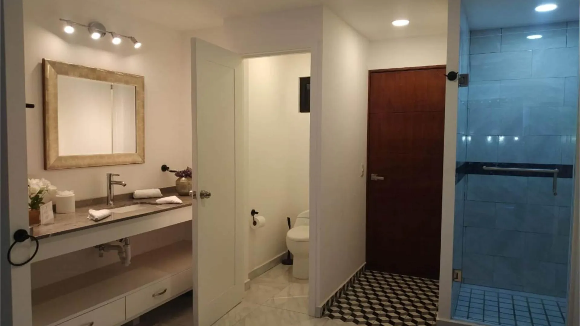 Hotel Collection O Morgan City Center, Los Cabos Cabo San Lucas