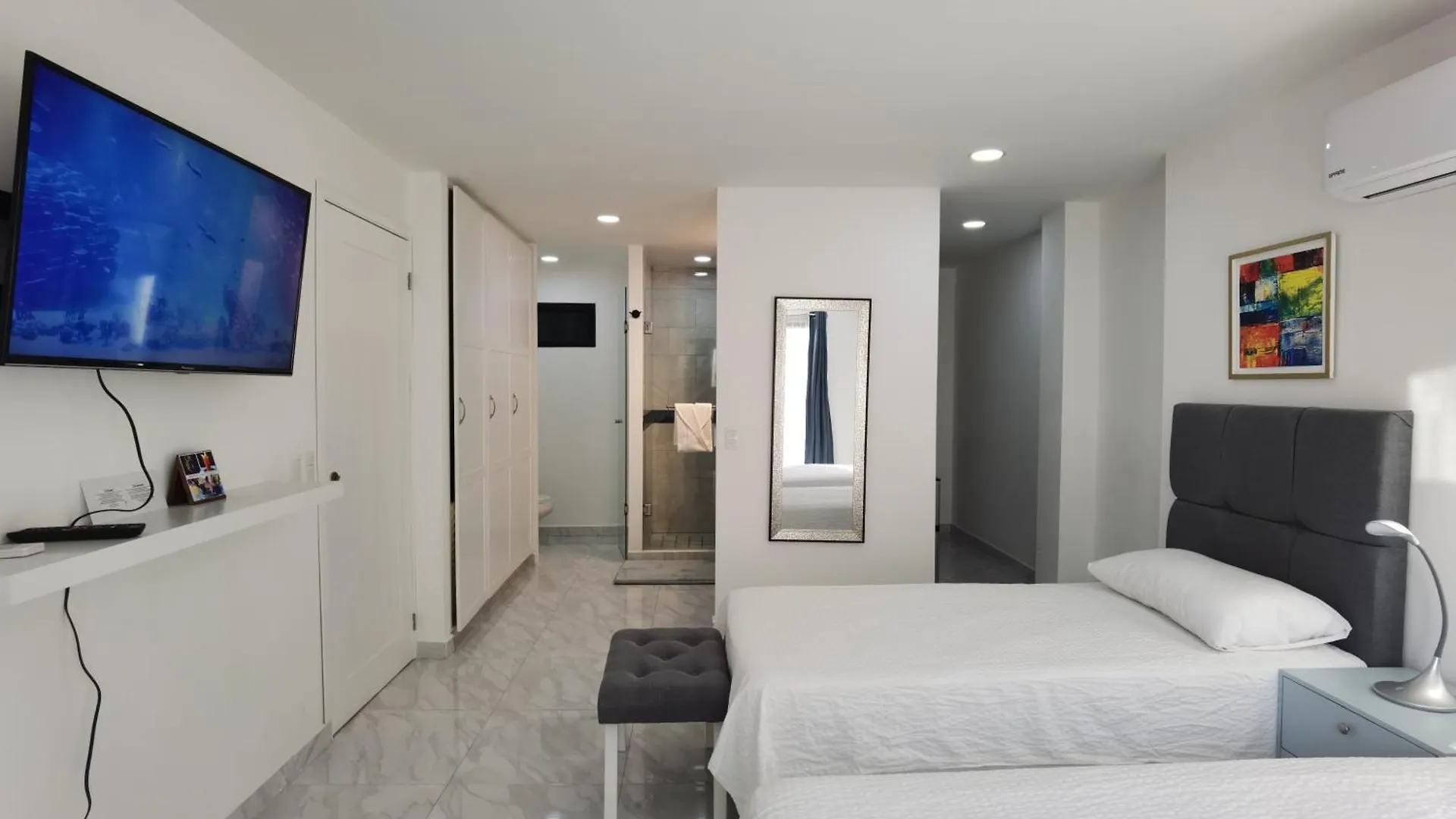 ***** Hotel Collection O Morgan City Center, Los Cabos Cabo San Lucas Mexico